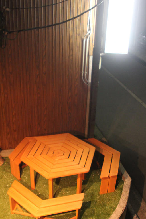 Shaq Bighouse Vandrarhem Kanazawa Exteriör bild